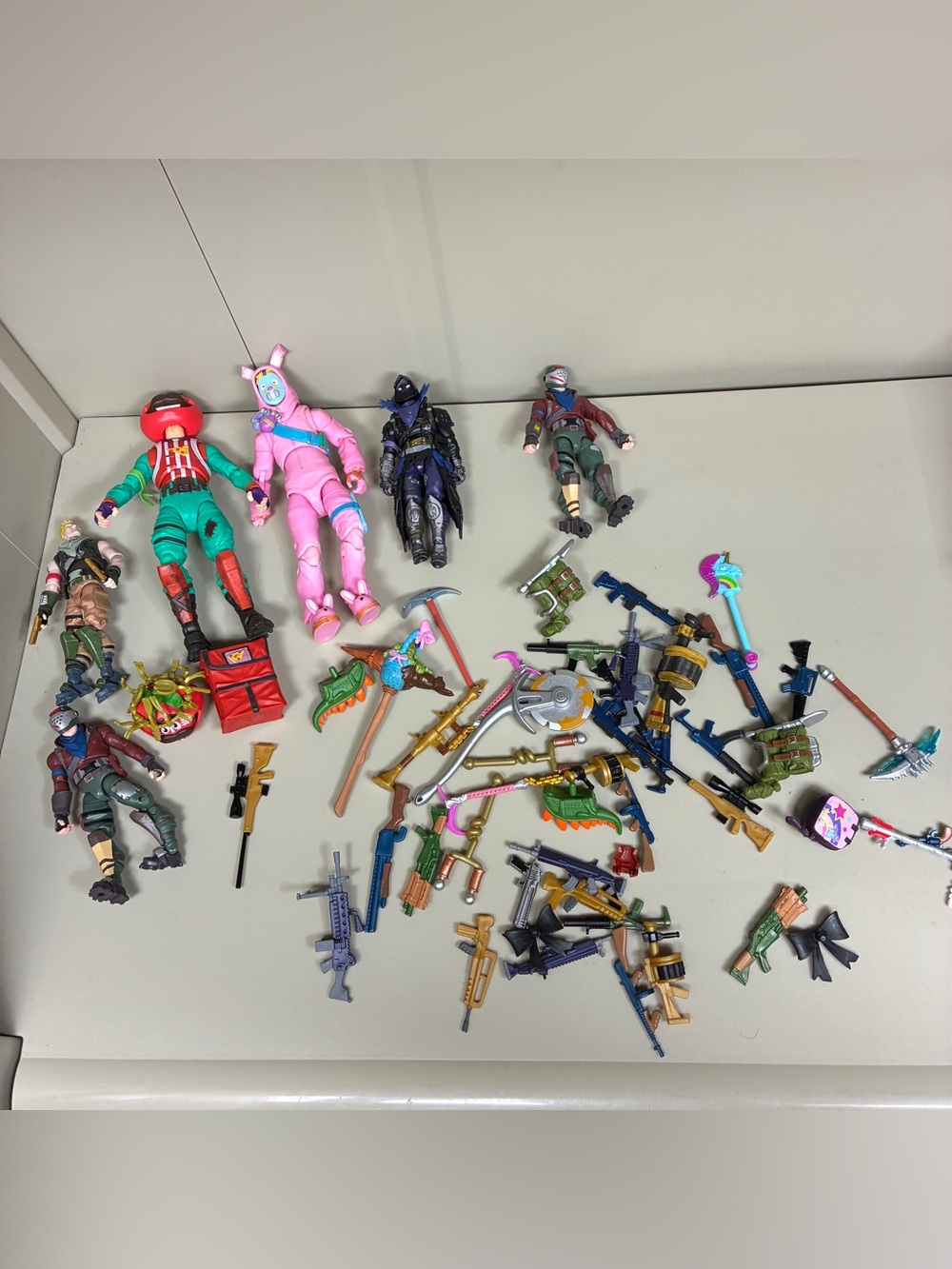 Fortnite Action Figure Lot Jazwares Epic Games Weapons Back Bling Accessories
